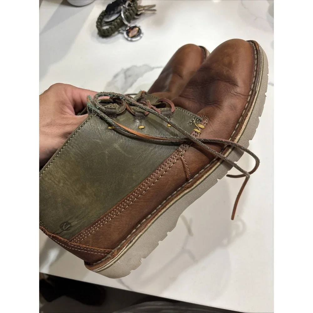 clarks eastford Mid Boot Size 9.5